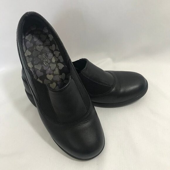 Skechers Black Slip On Loafers/Clogs - Picture 1 of 12